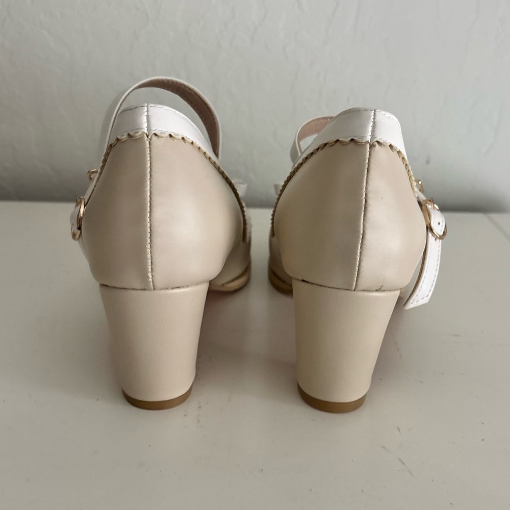 Chunky Block Heel Ankle Strap Bow Front Toe Retro Mary Jane Pumps, Beige, 10.5 - Picture 7 of 10